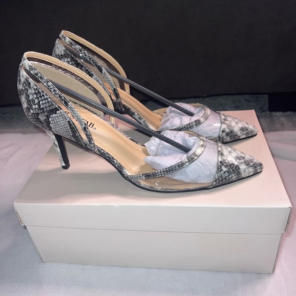 Snakeskin Pumps - Picture 3 of 5